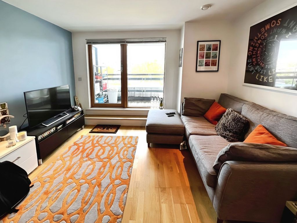 Property photo 2 of 10 Picture No. 15