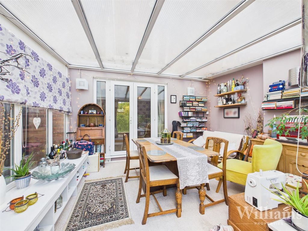 Property photo 3 of 17 Cam02861G0-Pr0482-Still010.Jpg