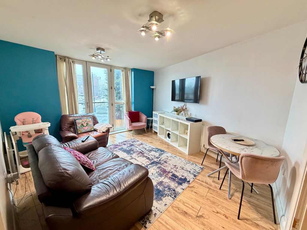 Property photo 2 of 9 Picture No. 01