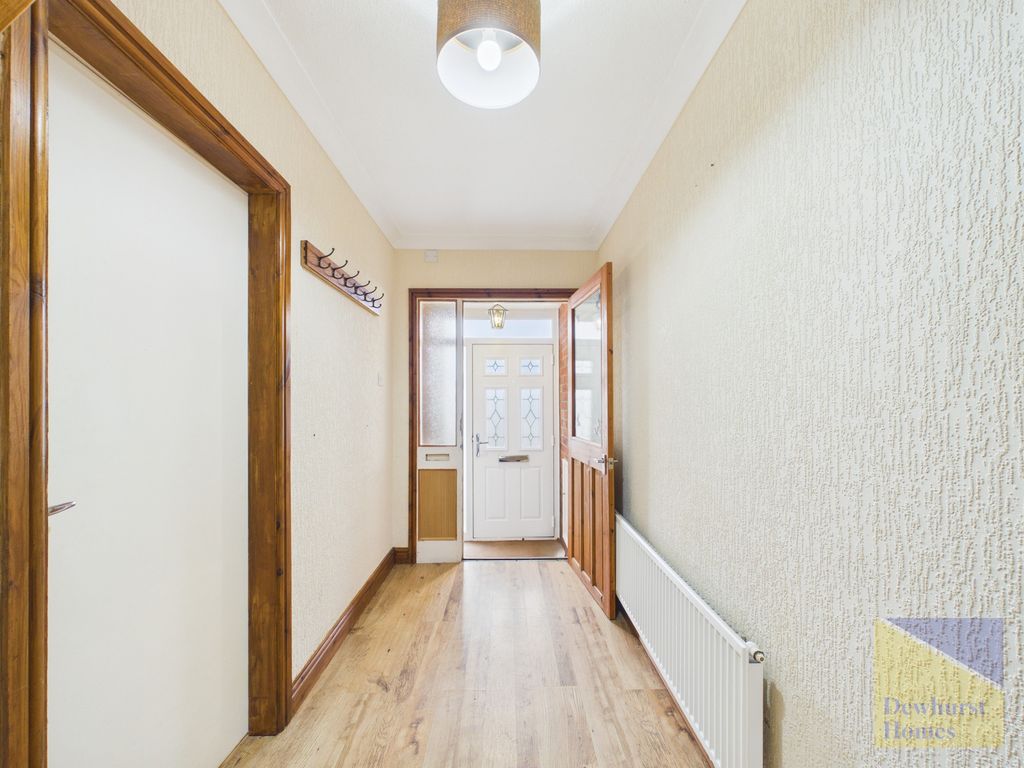 Property photo 2 of 28