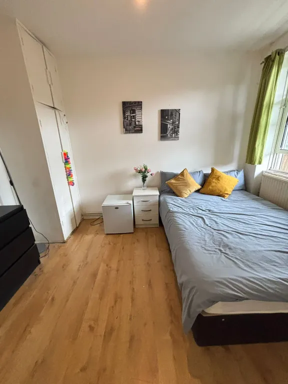 Property photo 2 of 7