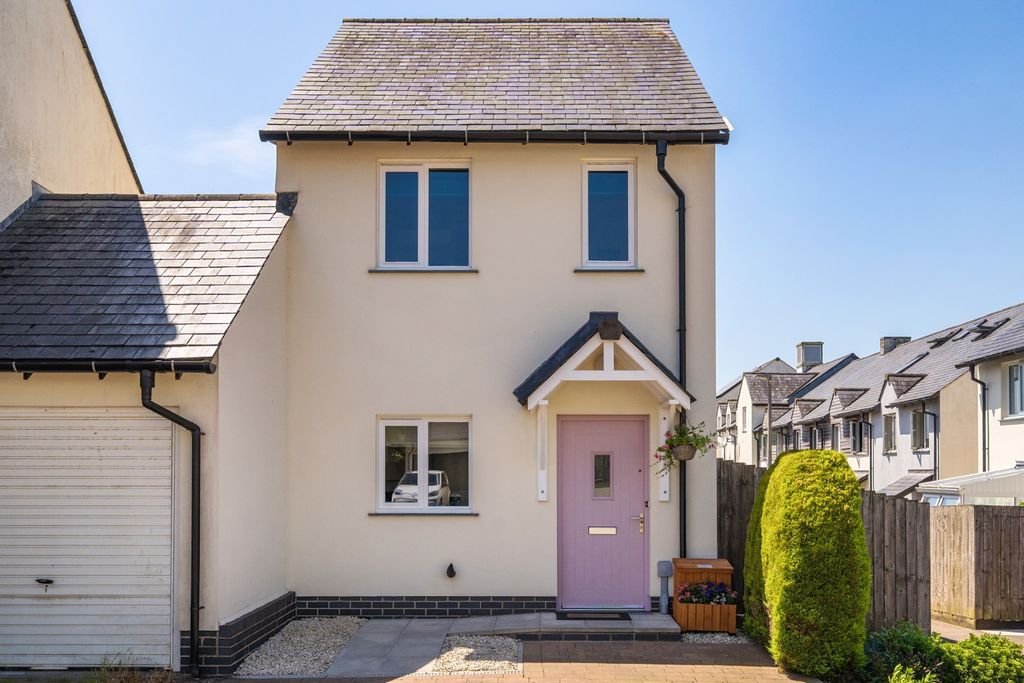 Property photo 1 of 20 1482058-20-6A3d4c3082996