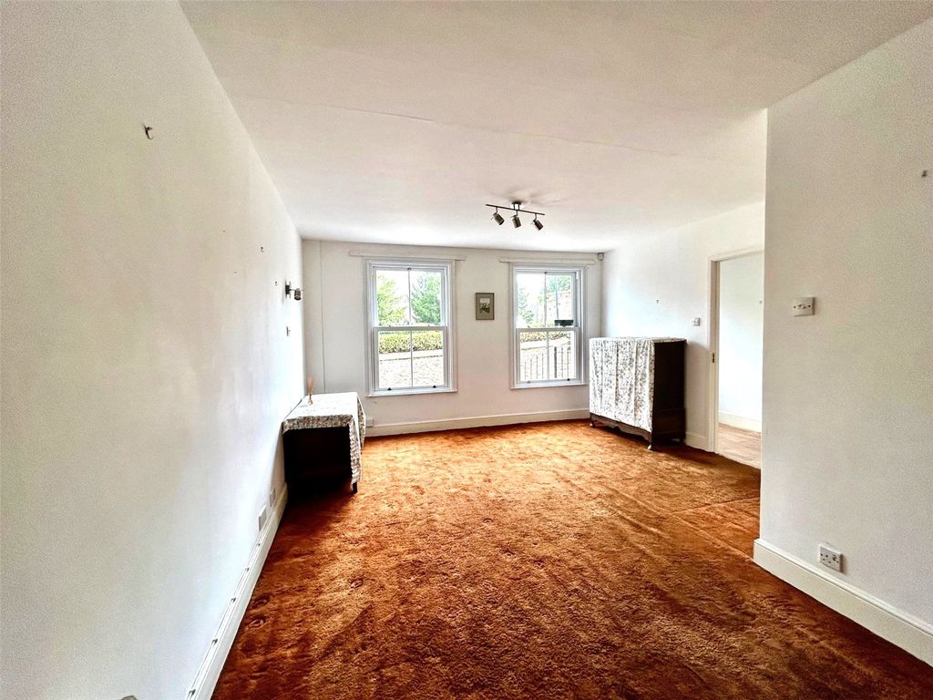 Property photo 2 of 12 Picture No. 07