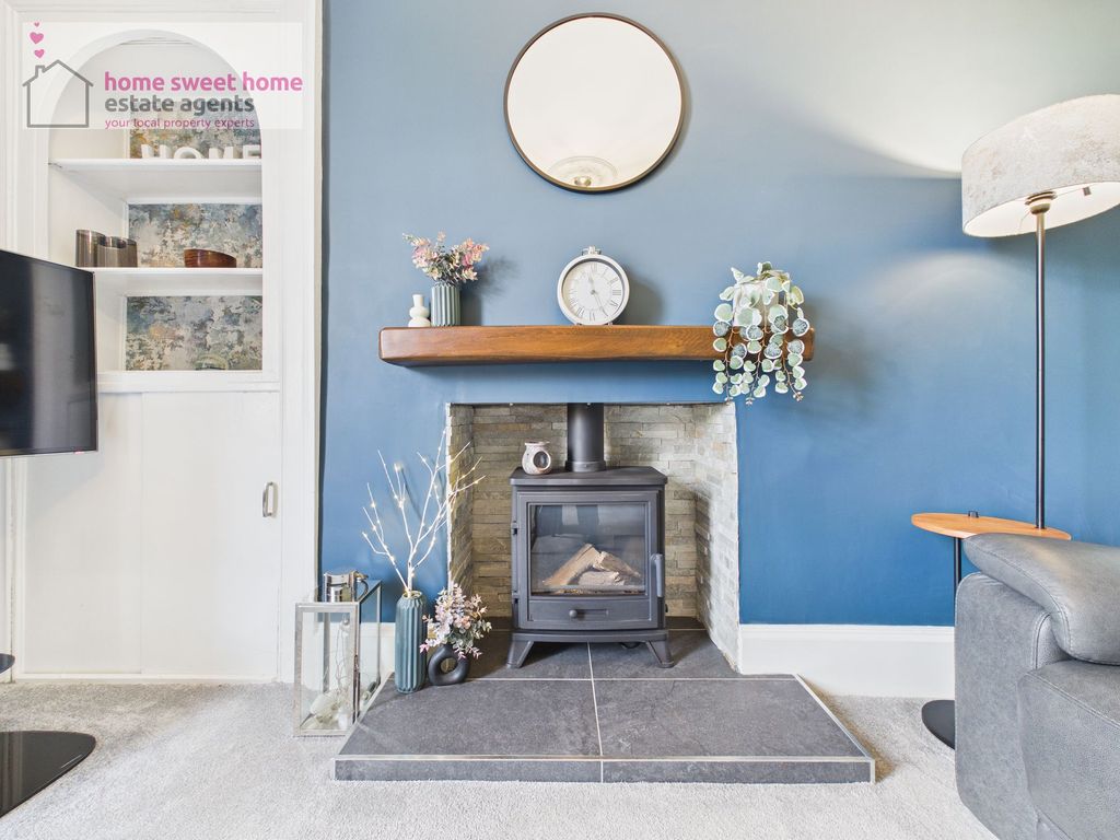 Property photo 3 of 37