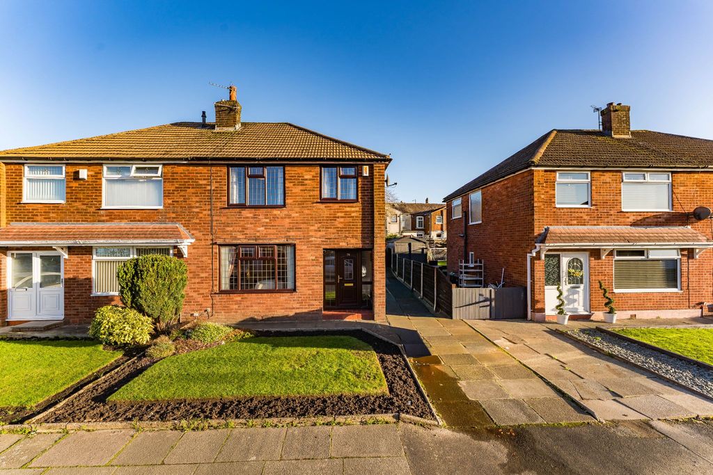 Property photo 1 of 22 Photograph 1