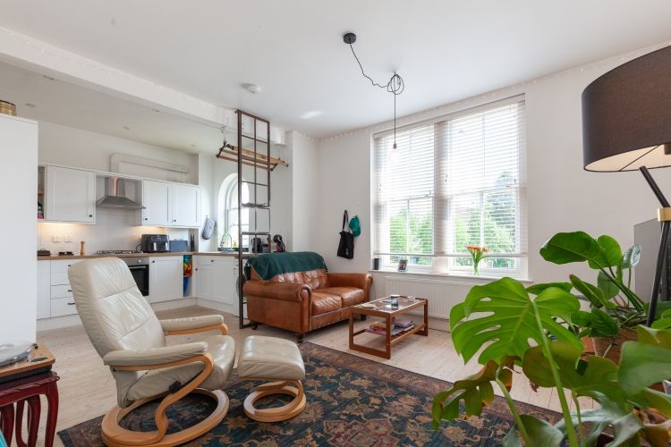 Property photo 2 of 9 253328