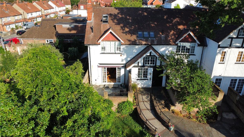 Property photo 1 of 10 Picture No. 21