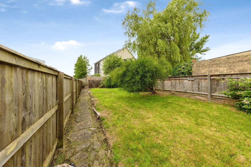 Property photo 3 of 23 Pbox-Img.Jpg
