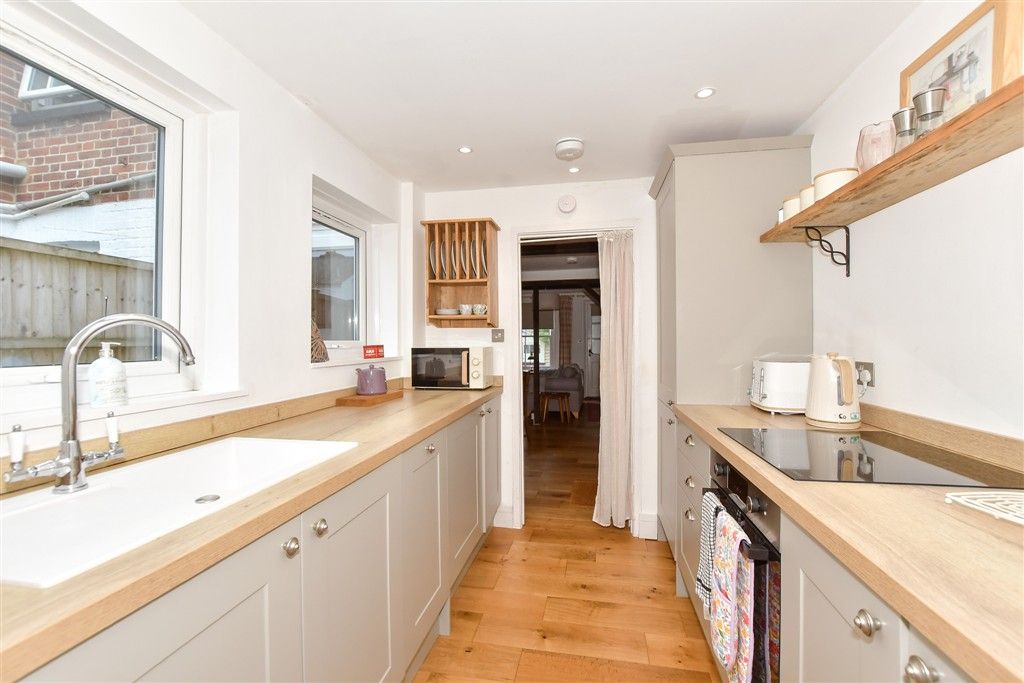 Property photo 2 of 12 Kitchen