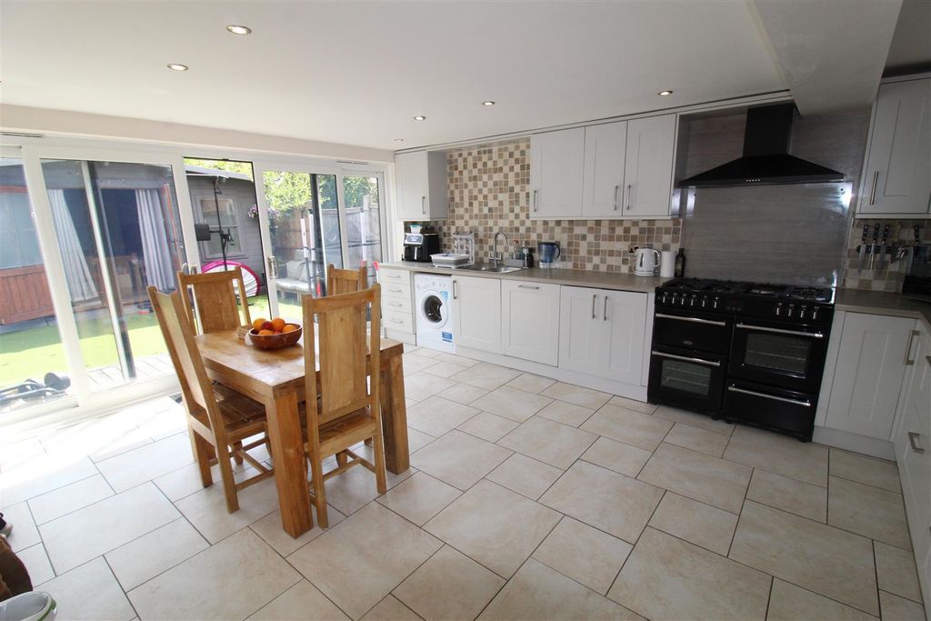 Property photo 3 of 14 Img_1081.Jpg