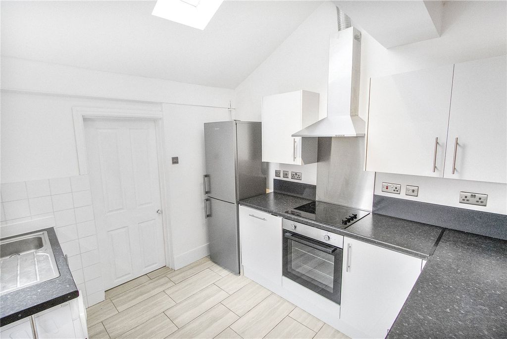 Property photo 3 of 15 Picture No. 08