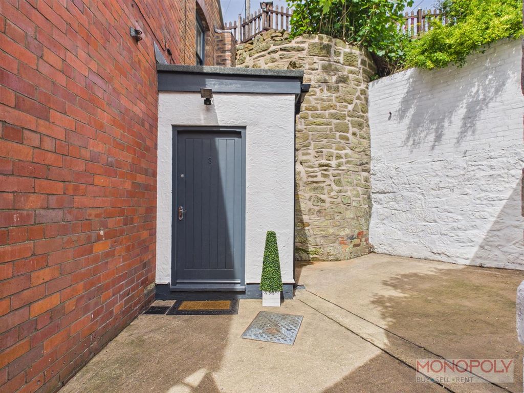 Property photo 1 of 12 Cam04439G0-Pr0285-Still012.Jpg