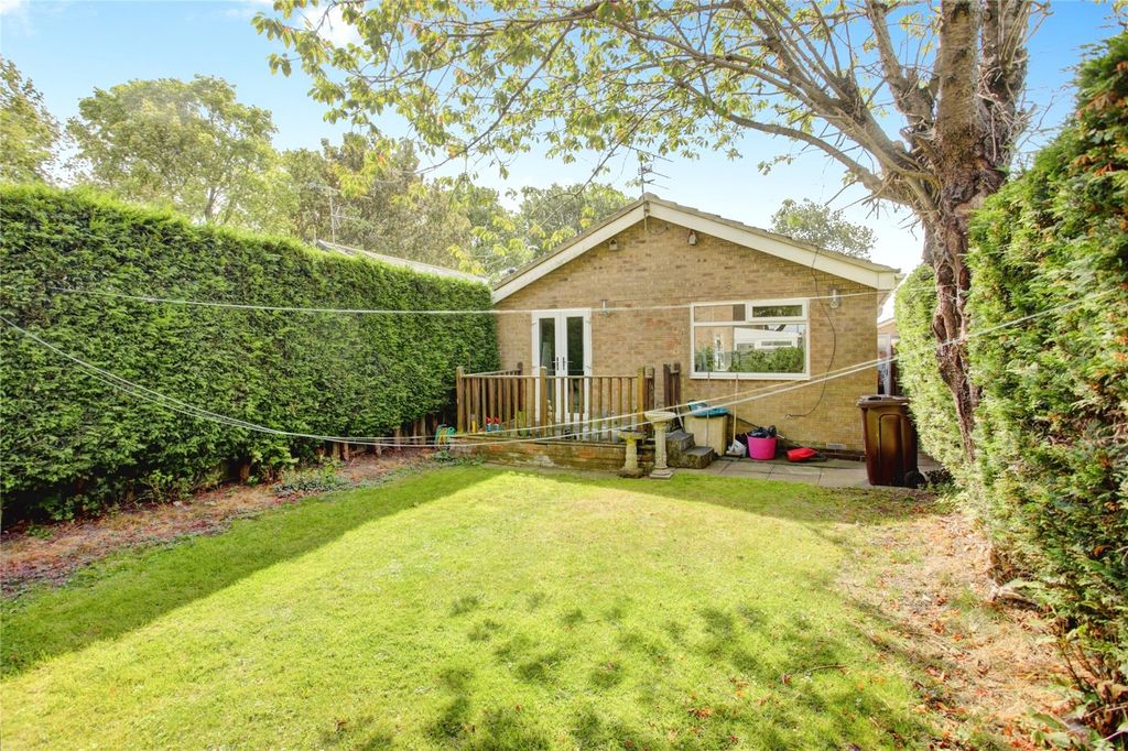 Property photo 2 of 12 Picture No. 30
