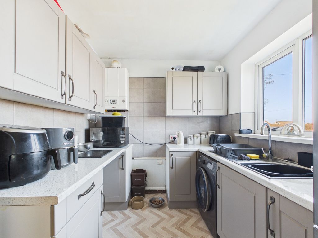 Property photo 2 of 10 4998524