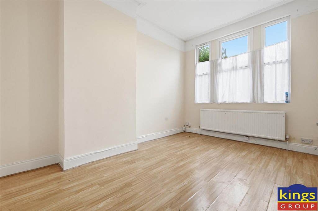 Property photo 3 of 16 8_Img_6321.Jpg