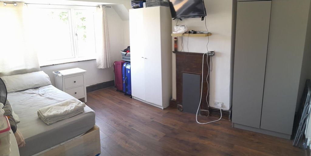 Property photo 3 of 7 Double Room