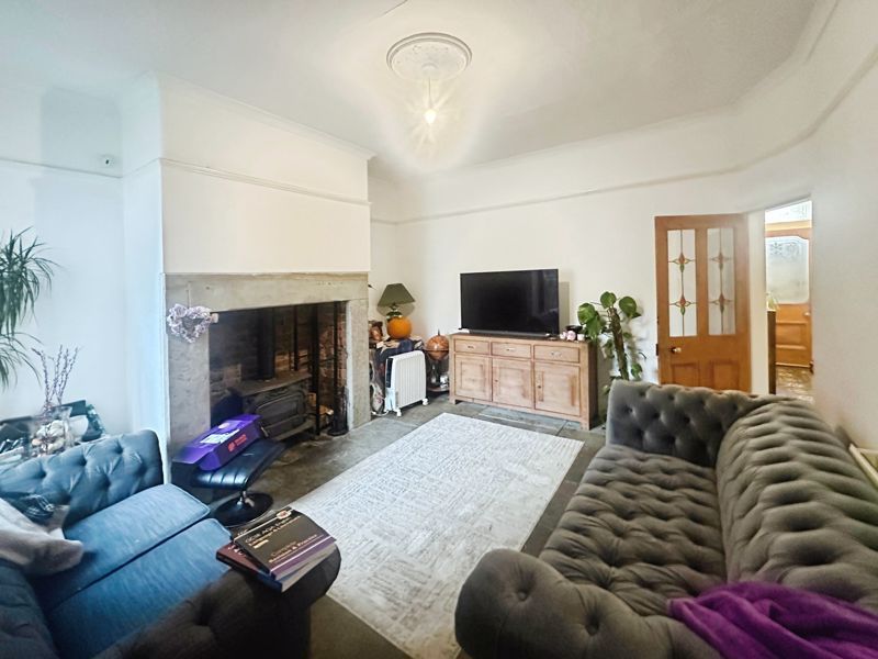 Property photo 2 of 15 Dining Room