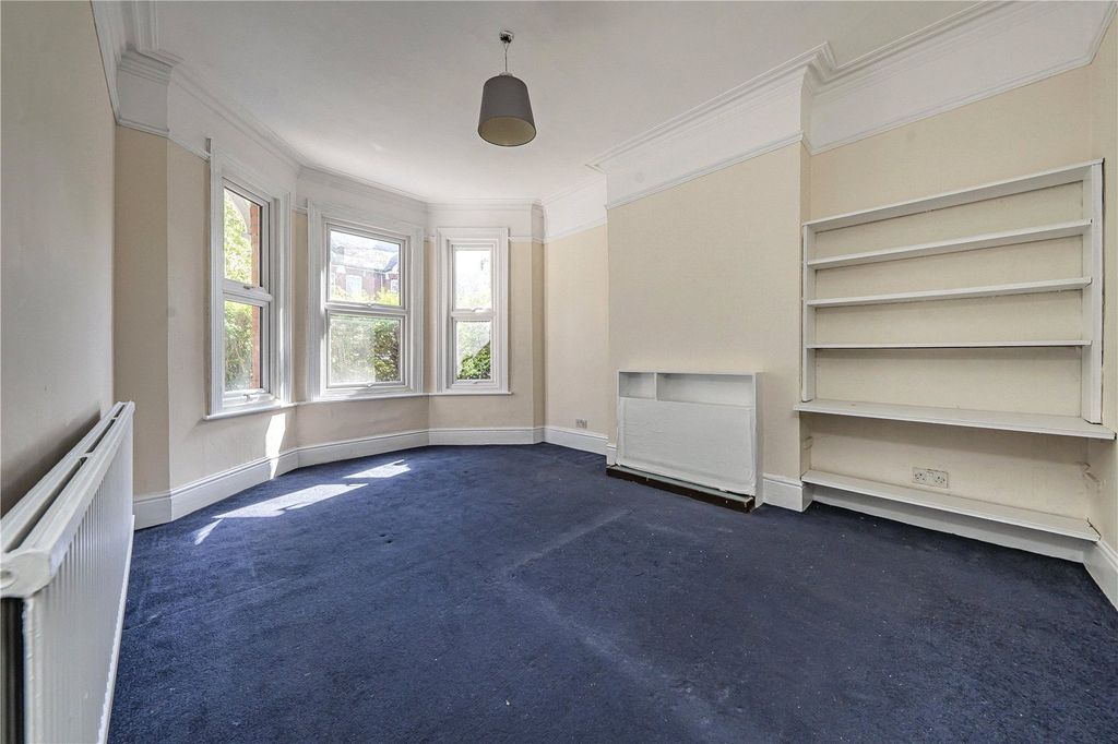 Property photo 2 of 15 Picture No. 01