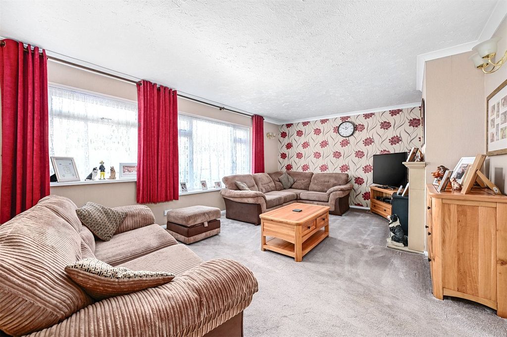 Property photo 2 of 16 Picture No. 08