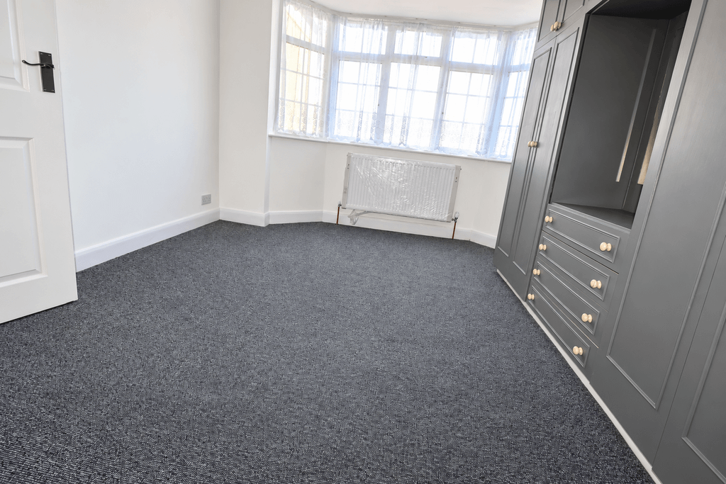 Property photo 3 of 7 C4