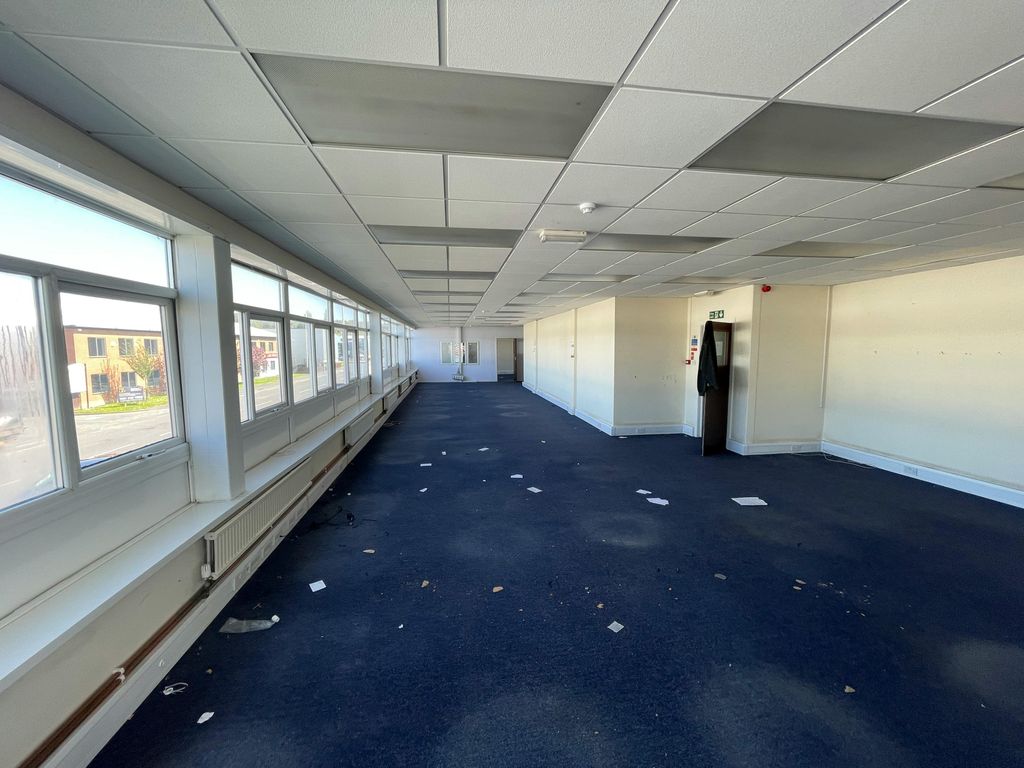 Property photo 3 of 9 Photo 3