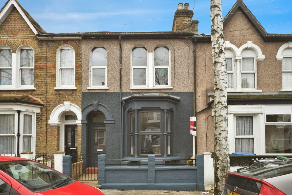 Property photo 1 of 17 Picture No. 24