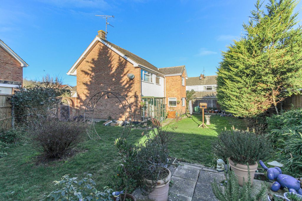 Property photo 2 of 20 Rear Garden