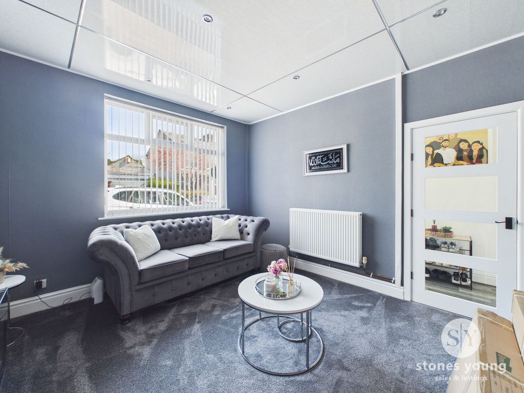 Property photo 3 of 22