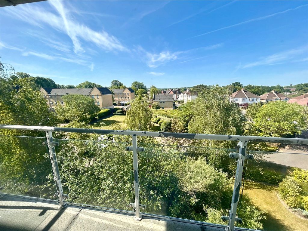 Property photo 2 of 15 Picture No. 03