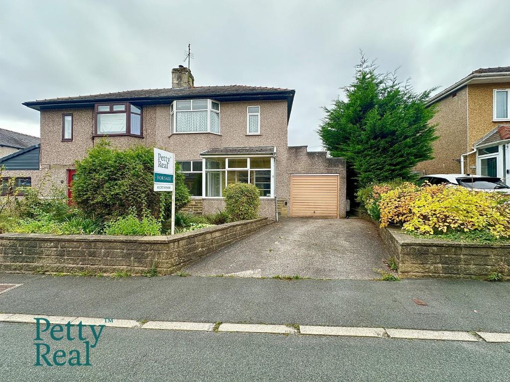 Property photo 1 of 13 F0C6C265-3E10-42A9-9Ea9-39D3469952B9.Jpeg