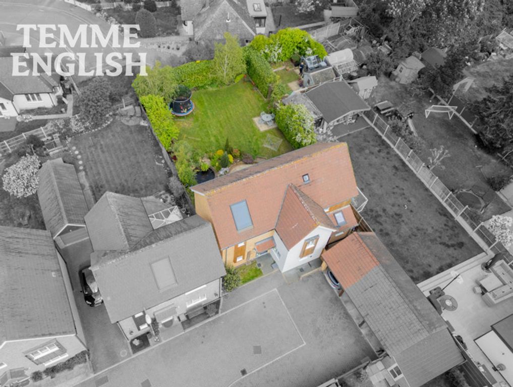 Property photo 1 of 35