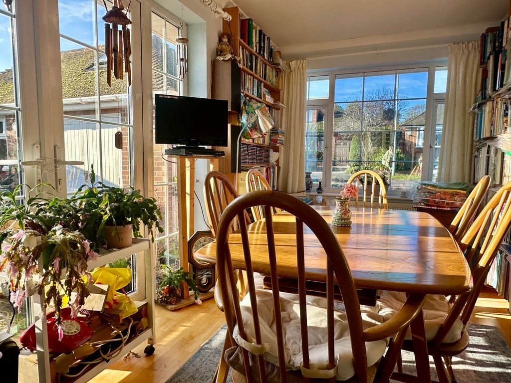 Property photo 3 of 21
