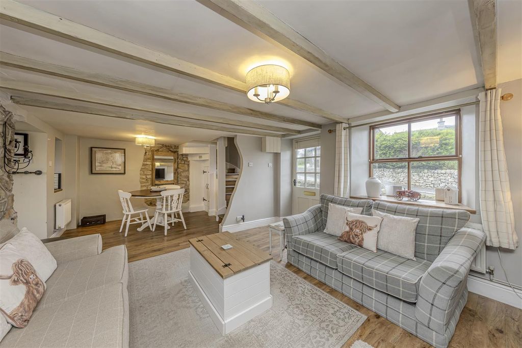 Property photo 3 of 42 Lounge Diner