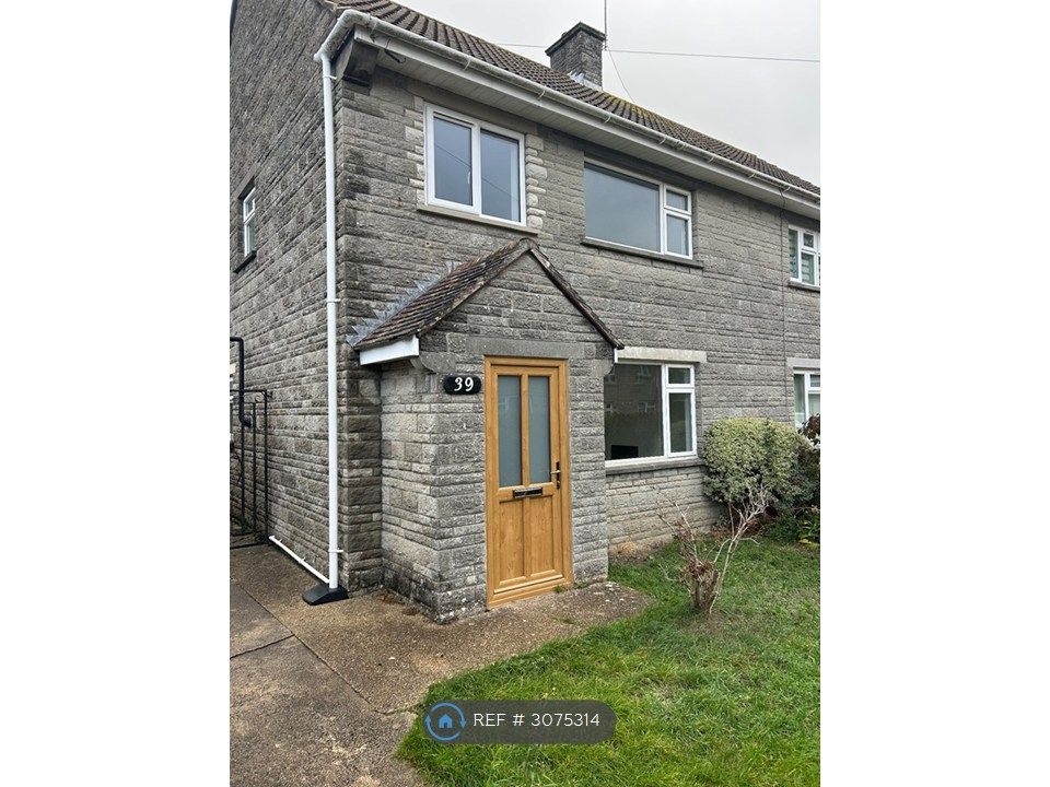 Property photo 1 of 28