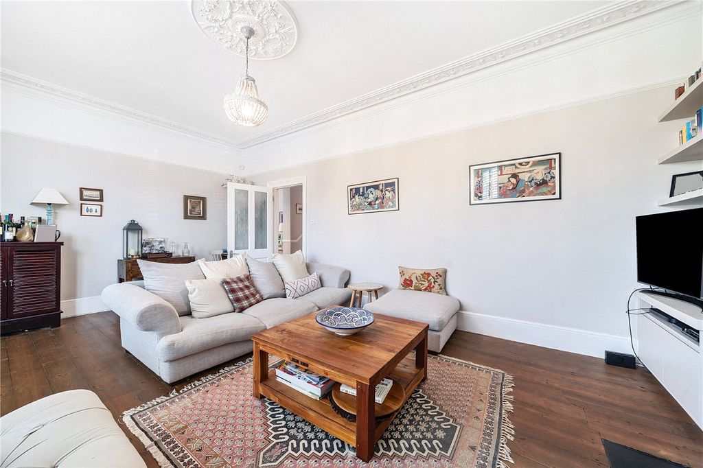 Property photo 2 of 21 Picture No. 40