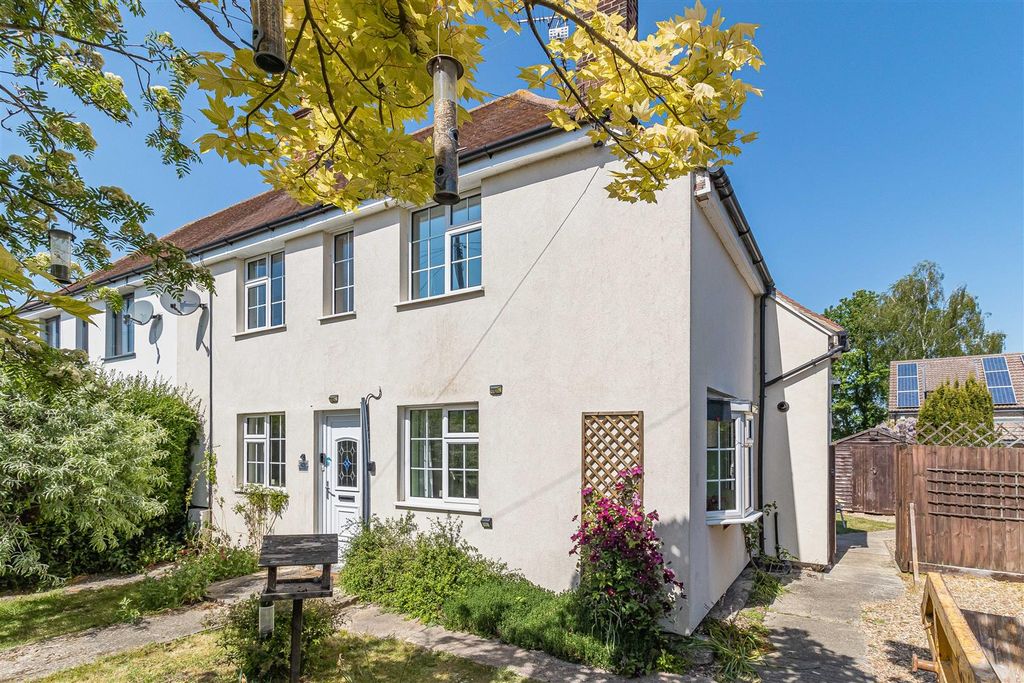 Property photo 1 of 17 17_80897.Jpg