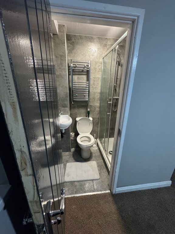 Property photo 3 of 4