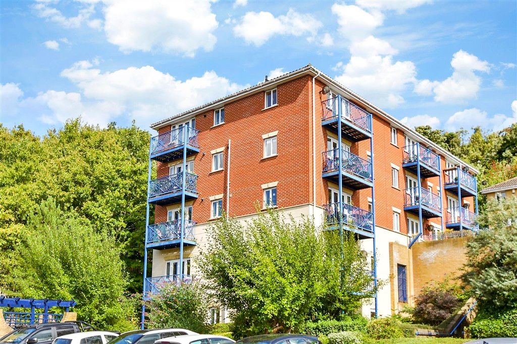 Property photo 1 of 8 External (Web)