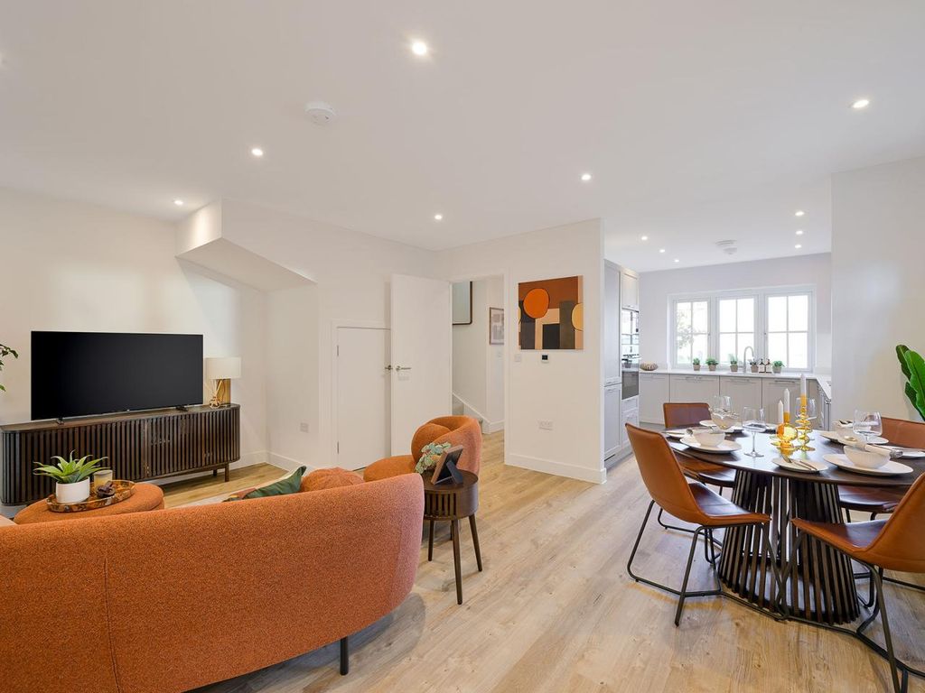 Property photo 2 of 9 Millside Grange, Number 144, Reception_1