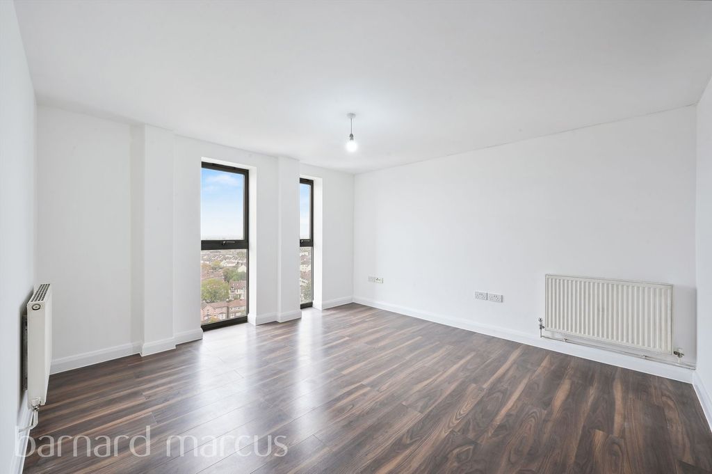 Property photo 2 of 8 Image