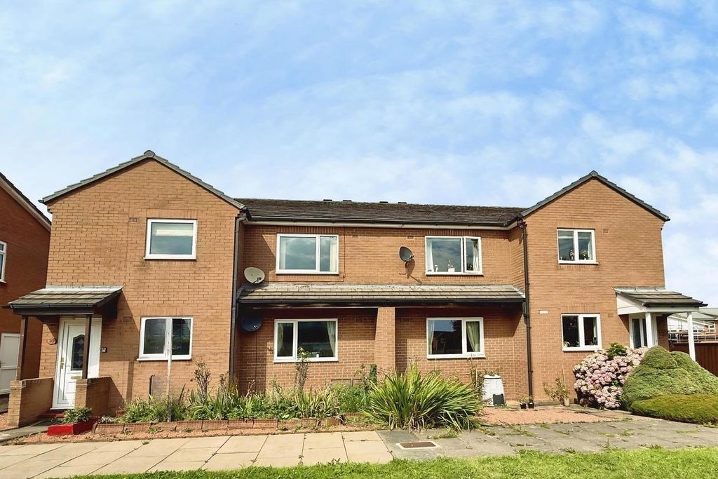 Property photo 2 of 15 External
