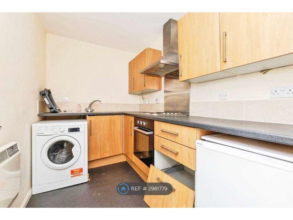 Property photo 3 of 5
