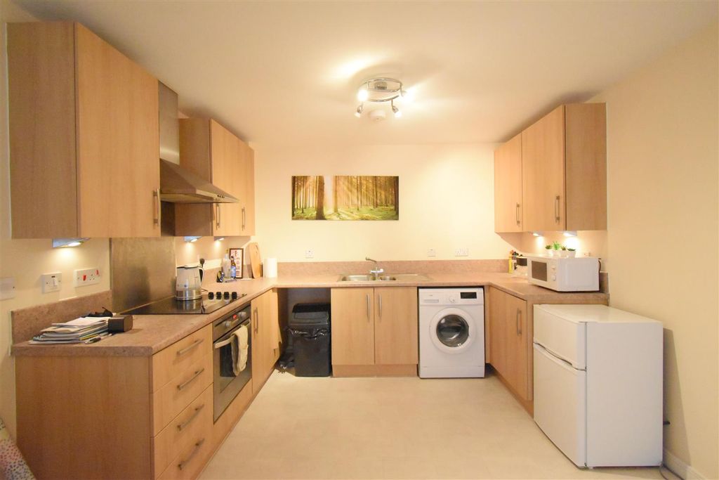 Property photo 2 of 10 Open Plan Kitchen/Lounge