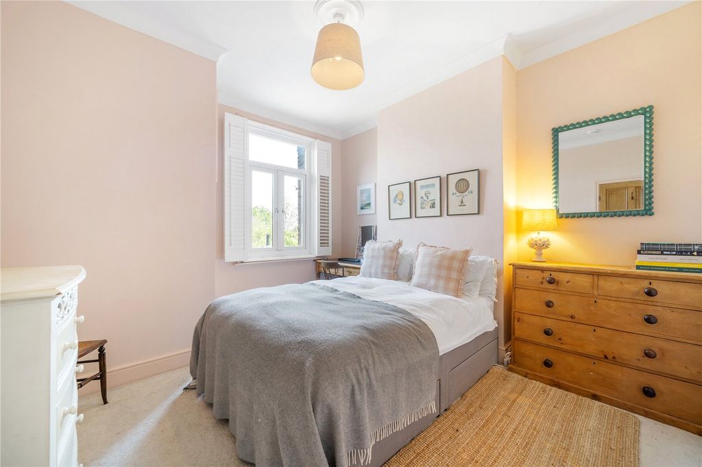 Property photo 2 of 14 Bedroom 1