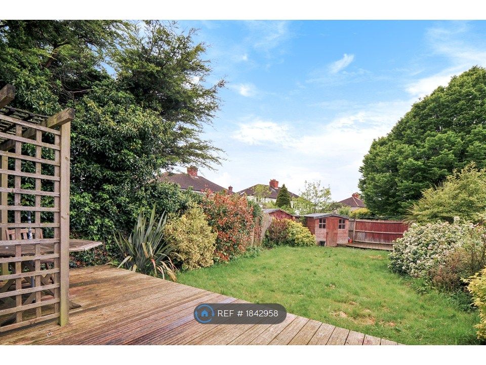 Property photo 1 of 9 Garden View