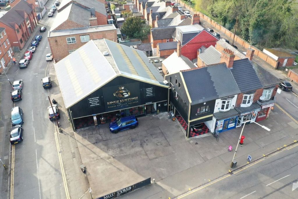 Property photo 1 of 10