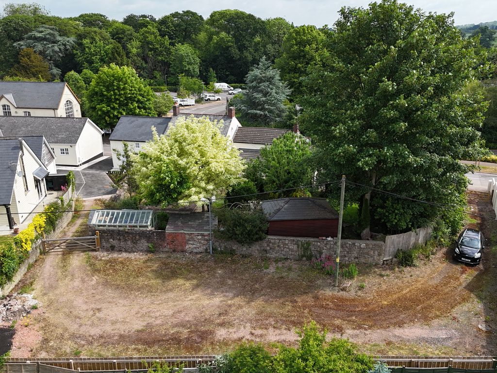 Property photo 3 of 32