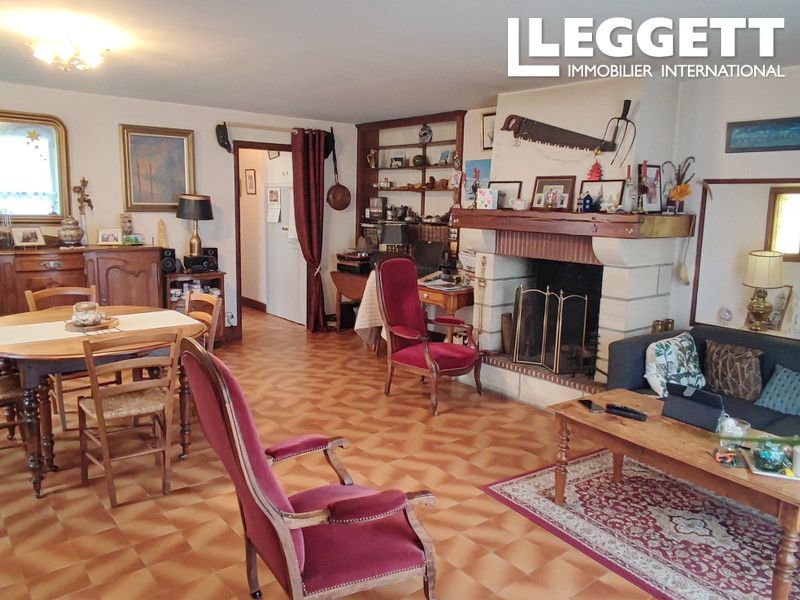 Property photo 2 of 10