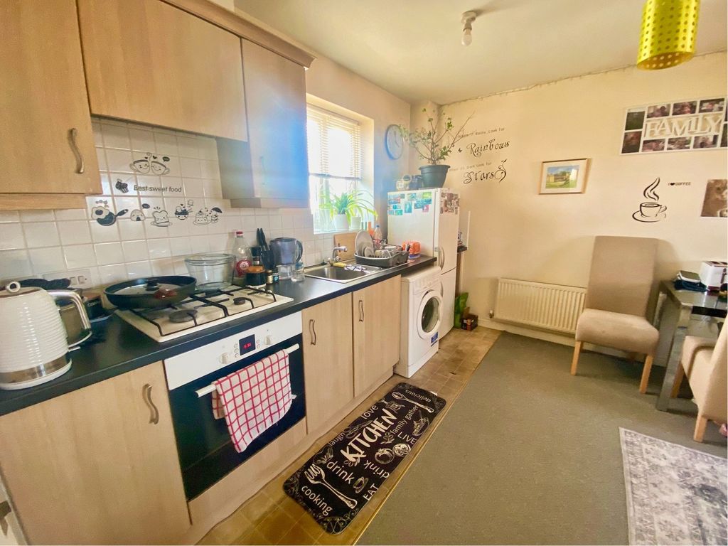 Property photo 2 of 7