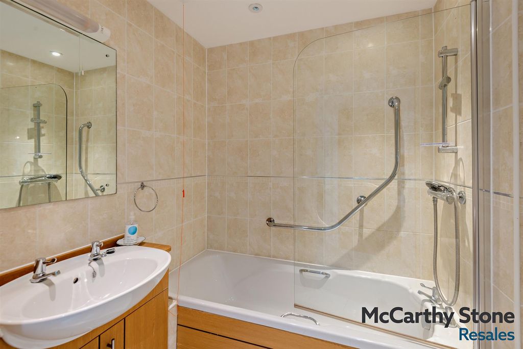 Additional image 7 of 1 bed flat for saleStewart Court, High Street, Epping CM16